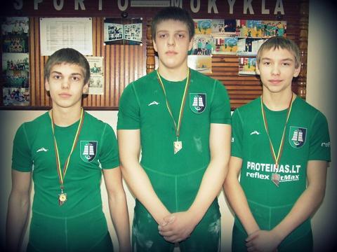 Šilutėje vyko sunkiaatlečiu iki 15 m. čempionatas