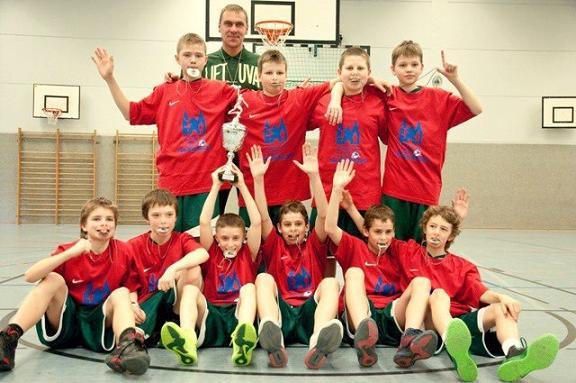 Iš Tarptautinio turnyro Vokietijoje parsivežė čempionų taurę